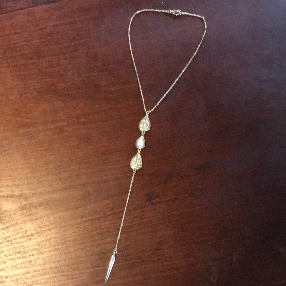 Pendant necklace